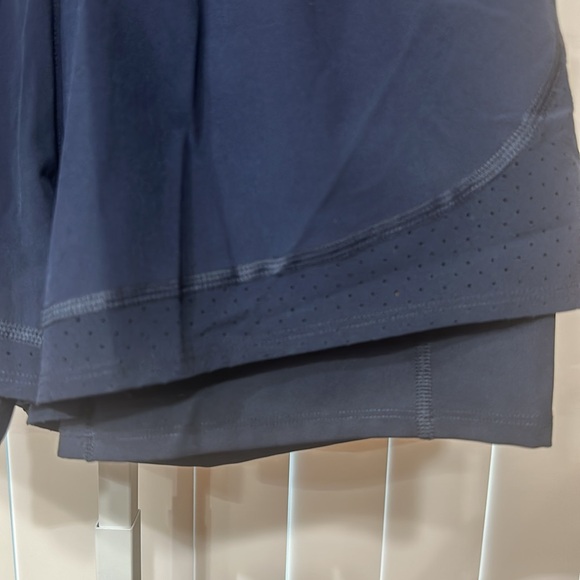 SPANX Shorts - Picture 2 of 6